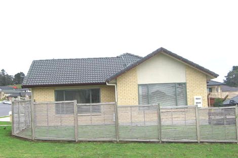 Photo of property in 24 Lake Panorama Drive, Henderson, Auckland, 0612