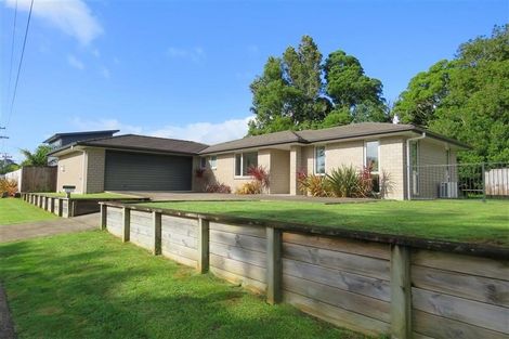 Photo of property in 396 Mangorei Road, Highlands Park, New Plymouth, 4312