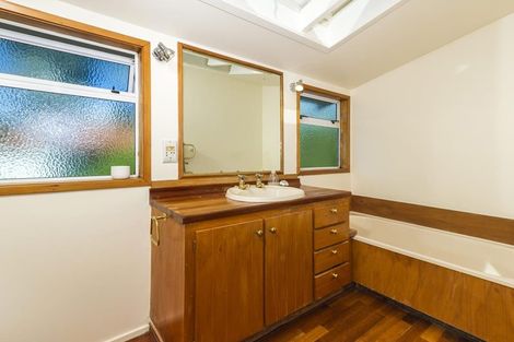 Photo of property in 1/45 Matipo Road, Mairangi Bay, Auckland, 0630