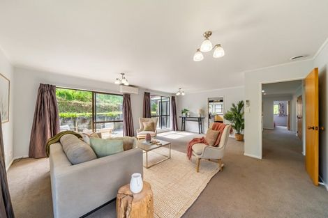 Photo of property in 14 Cullen Place, Tawa, Wellington, 5028