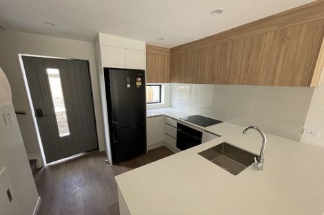 Photo of property in 9/327 Glengarry Road, Glen Eden, Auckland, 0602