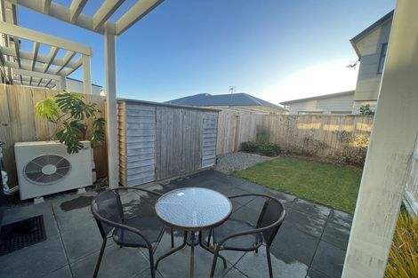 Photo of property in 8 Kauamo Close, Waiwhetu, Lower Hutt, 5010