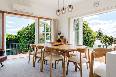 Photo of property in 1/697 Bank Street, Te Awamutu, 3800