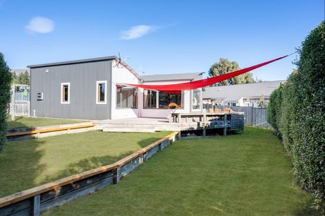 Photo of property in 9 Aspinall Street, Wanaka, 9305