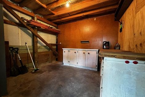 Photo of property in 1/93 Target Road, Totara Vale, Auckland, 0629