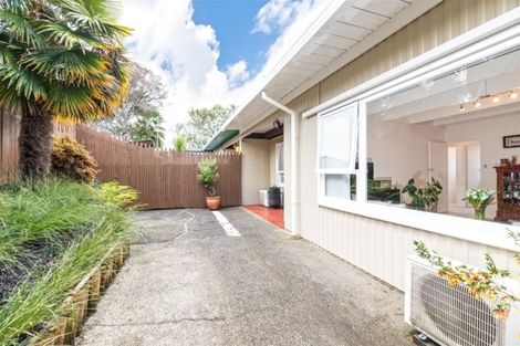 Photo of property in 1/289 Swanson Road, Ranui, Auckland, 0612