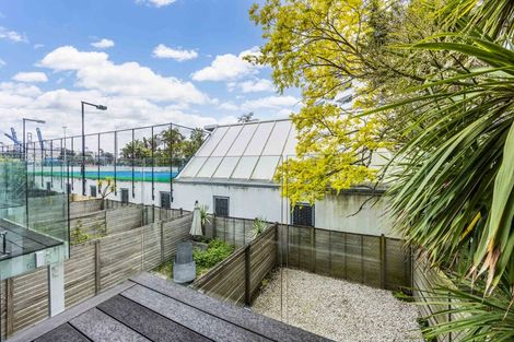 Photo of property in 31 Sudbury Terrace, Parnell, Auckland, 1010