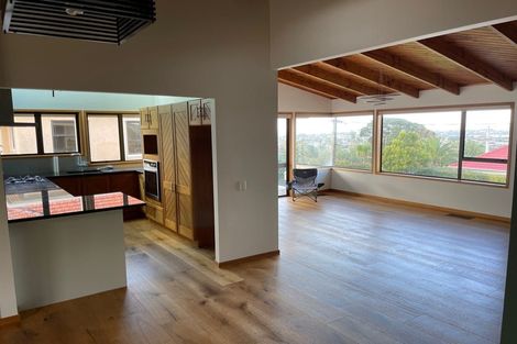 Photo of property in 1/1 Richards Avenue, Forrest Hill, Auckland, 0620