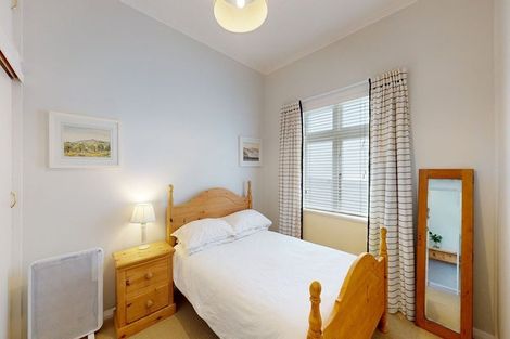 Photo of property in 9 Herald Terrace, Berhampore, Wellington, 6023