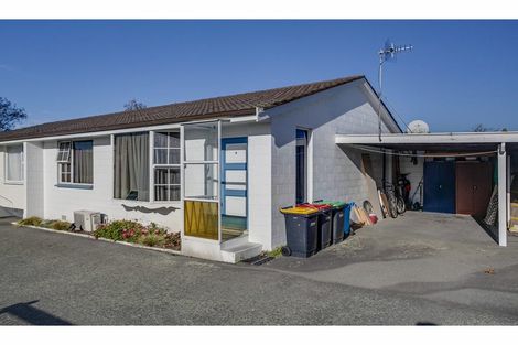 Photo of property in 2/90 Avenue Road, West End, Timaru, 7910