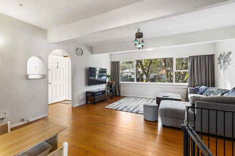 Photo of property in 77 Glen Marine Parade, Glendene, Auckland, 0602