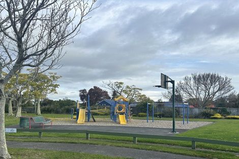 Photo of property in 20 Newton Place, Westbrook, Palmerston North, 4412