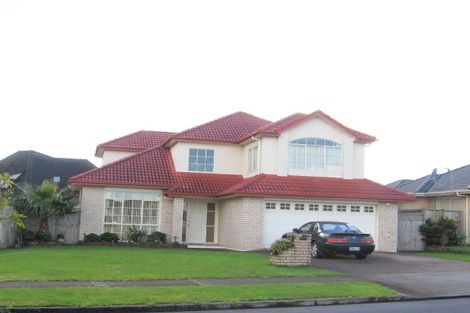 Photo of property in 5 Claremont Way, East Tamaki Heights, Auckland, 2016