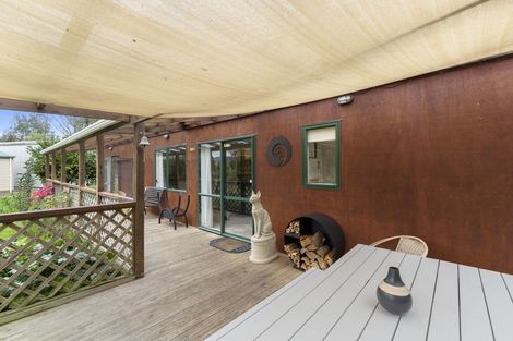 Photo of property in 79 Laward Road, Shannon, Palmerston North, 4474