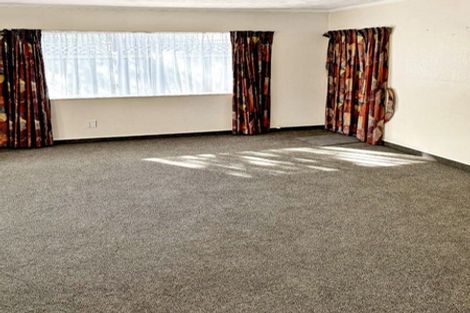 Photo of property in 4 Knightsbridge Place, Taradale, Napier, 4112