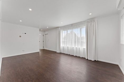 Photo of property in 11 Avon Place, Springvale, Whanganui, 4501