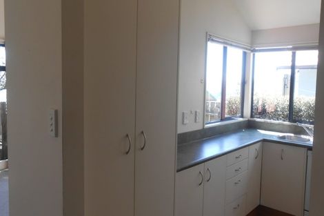 Photo of property in 6b Atamira Close, Churton Park, Wellington, 6037