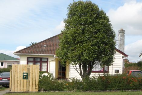 Photo of property in 61 Celia Street, Stratford, 4332