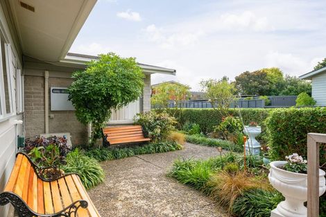 Photo of property in 6 Marnane Terrace, St Andrews, Hamilton, 3200