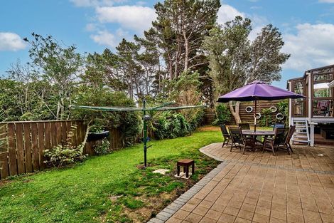 Photo of property in 6 Tortola Crescent, Grenada Village, Wellington, 6037