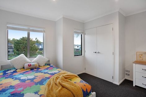 Photo of property in 137 Baverstock Road, Flat Bush, Auckland, 2016