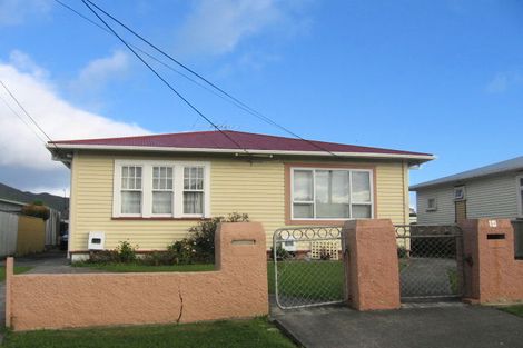 Photo of property in 14 Douglas Street, Waiwhetu, Lower Hutt, 5010