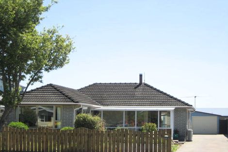 Photo of property in 95 Farquhars Road, Redwood, Christchurch, 8051