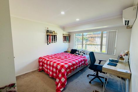 Photo of property in 4 Willowbank Close, East Tamaki Heights, Auckland, 2016