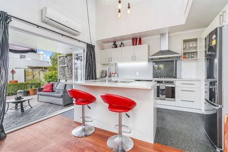 Photo of property in 51 Nielsen Gardens, Rototuna, Hamilton, 3210