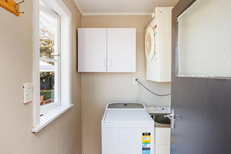 Photo of property in 40 Sutherland Crescent, Westbrook, Palmerston North, 4412