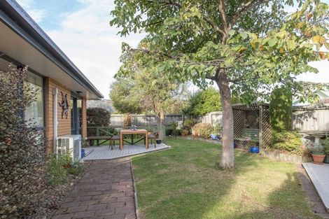 Photo of property in 65 Mauger Drive, Heathcote Valley, Christchurch, 8022