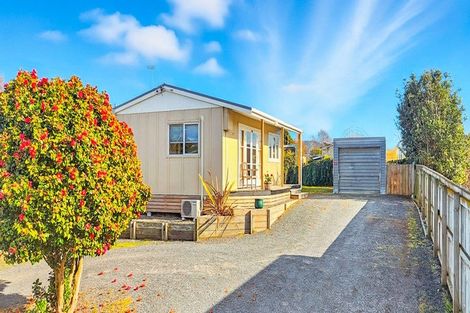 Photo of property in 47 Gray Avenue, Paraparaumu Beach, Paraparaumu, 5032