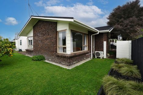 Photo of property in 6 Norma Place, Riverlea, Hamilton, 3216