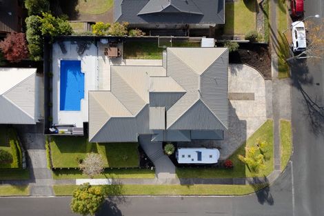 Photo of property in 2 Dallinger Street, St Andrews, Hamilton, 3200