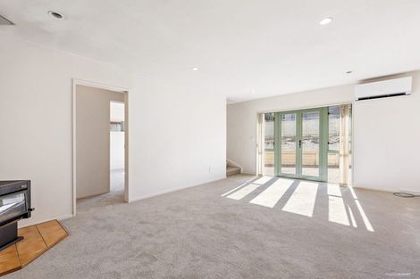 Photo of property in 1/42 Noeleen Street, Glenfield, Auckland, 0629