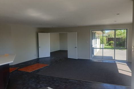 Photo of property in 12 Anglem Way, Northwood, Christchurch, 8051