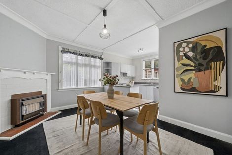 Photo of property in 21 Burrows Avenue, Karori, Wellington, 6012