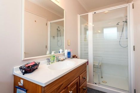 Photo of property in 1 Caroline Place, Stoke, Nelson, 7011