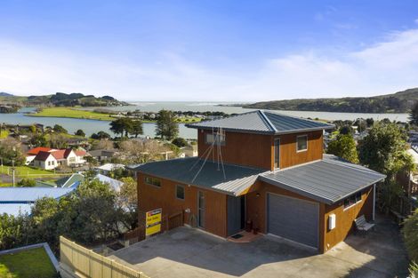 Photo of property in 16 Upper Bow Street, Raglan, 3225