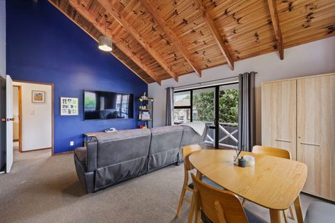 Photo of property in 2/11 Hosking Place, Clarks Beach, 2122