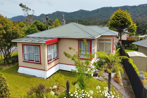 Photo of property in 25a Ballance Street, Runanga, 7803
