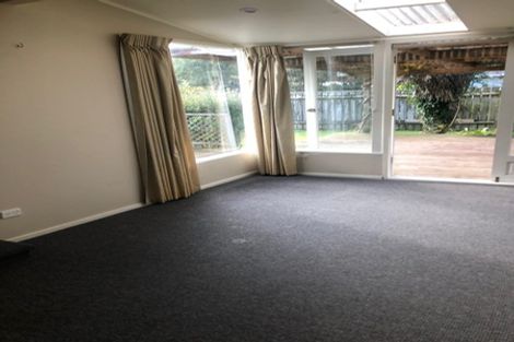 Photo of property in 63 Puriri Road, Waikanae, 5036