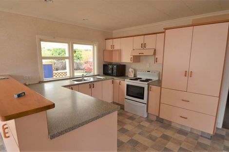 Photo of property in 35 Jollie Road, Twizel, 7901