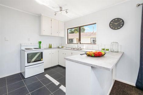 Photo of property in 11 Kellett Road, Ranui, Auckland, 0612
