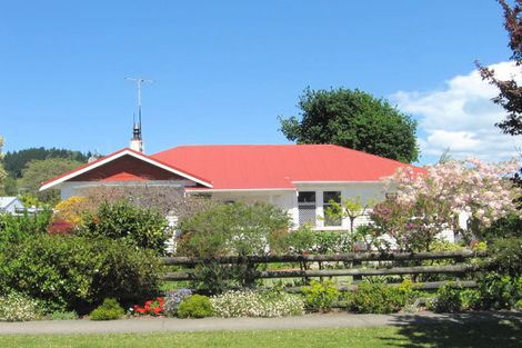 Photo of property in 13 Iranui Road, Inner Kaiti, Gisborne, 4010