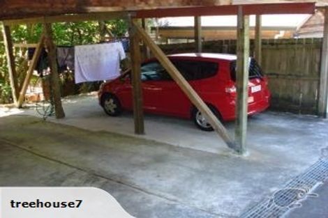 Photo of property in 1/244 Onewa Road, Birkenhead, Auckland, 0626