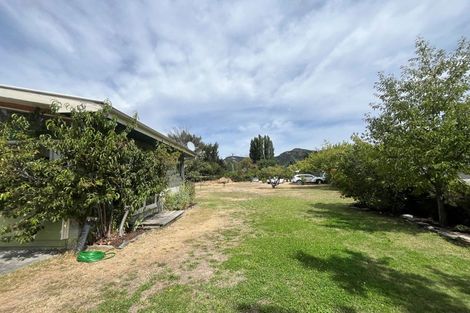 Photo of property in 92 Alison Avenue, Albert Town, Wanaka, 9305