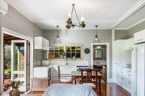 Photo of property in 70 Mahana Road, Waimauku, 0881