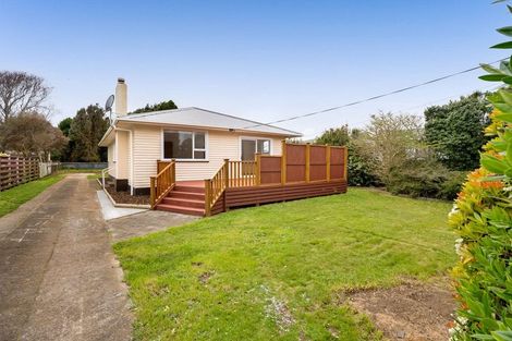 Photo of property in 58 Reid Avenue, Hawera, 4610