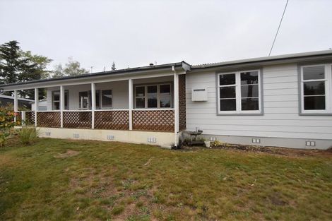 Photo of property in 35 Jollie Road, Twizel, 7901
